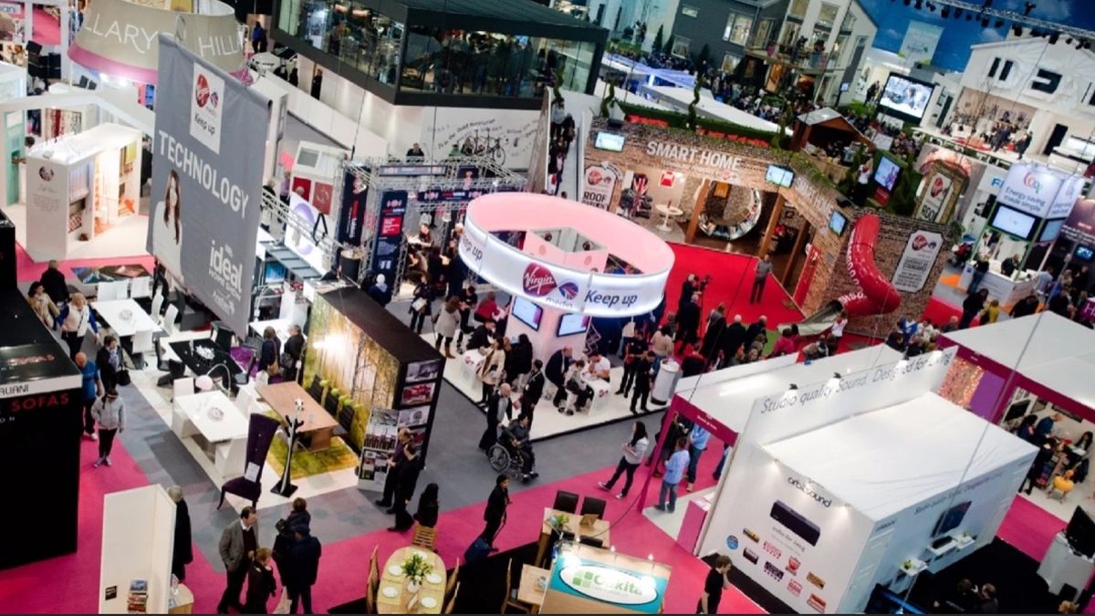 ایده طراحی غرفه نمایشگاهی؛ چرا بعضی غرفه‌ها دیده می‌شوند و بعضی شکست می‌خورند؟