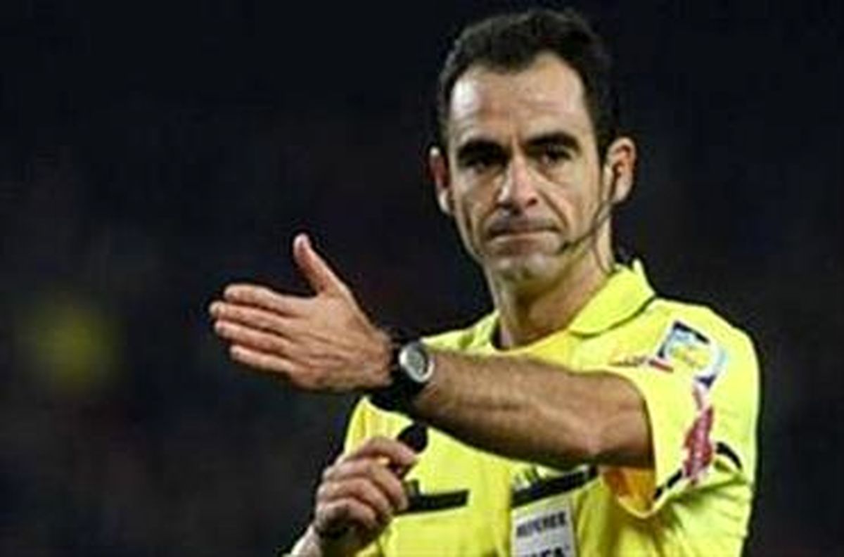 داور بازی ایران-بوسنی/ عکس