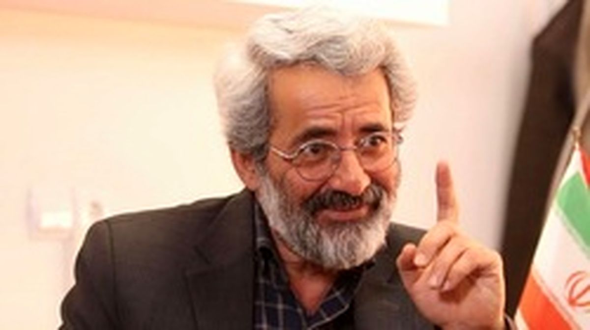 در رژیم شاه هیچ توسعه‌ای نداشتیم/ عدم برخورد با احمدی‌نژاد برای روشن‌شدن ماهیت واقعی اوست/ مهمترین عامل انقلاب تحقیرشدن ملت در رژیم پهلوی بود