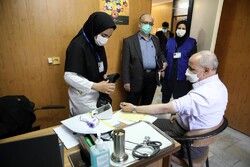 تزریق واکسن کرونا ثبت نام نمی خواهد