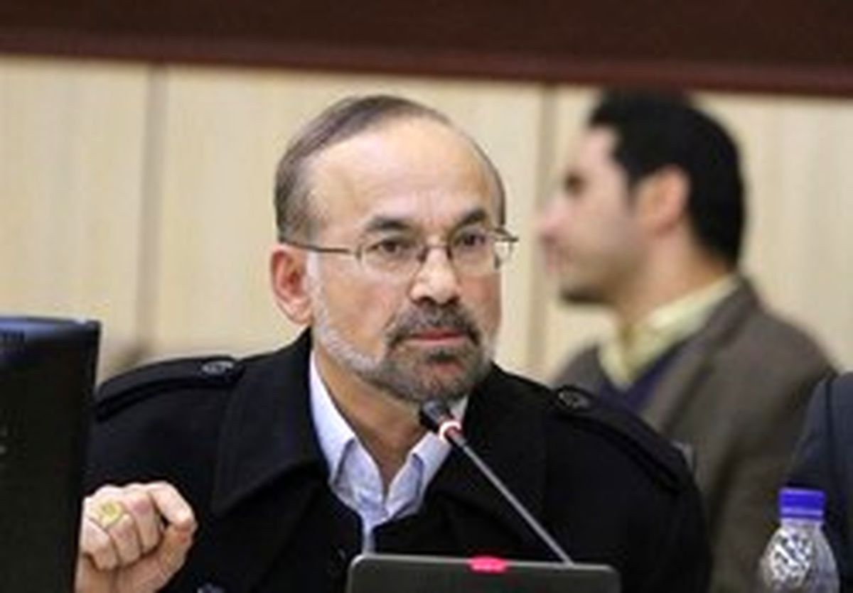 فعال اصلاحطلب: دولت مدیران کنترل ارز و ایجاد اشتغال را تغییر دهد