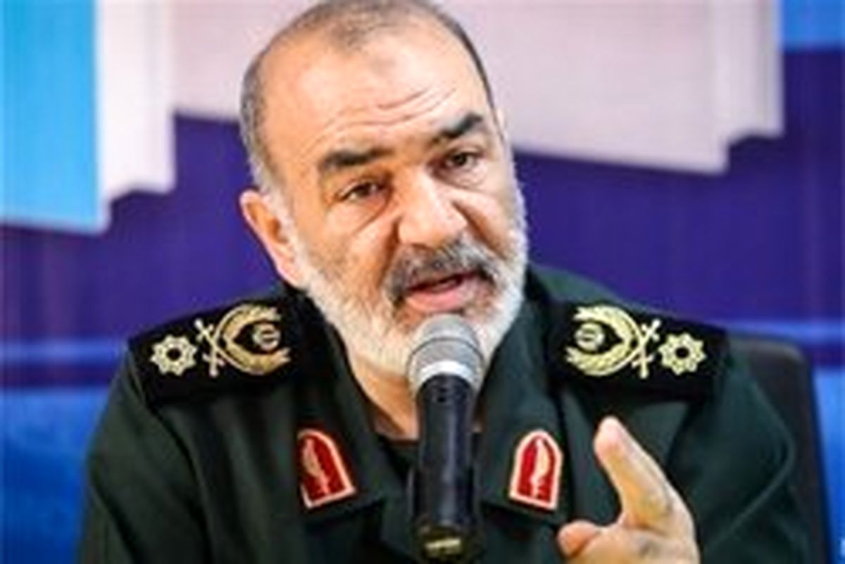 سردار سلامی: براساس همان نقشه راه، پاسدار تربیت میکنیم