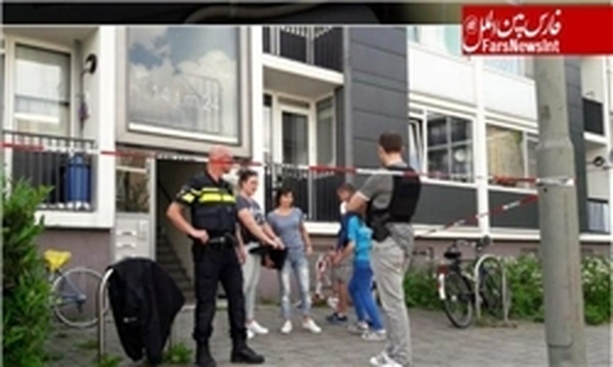 هجوم فردی تبر به دست به سمت نیرو‌های پلیس هلند +عکس