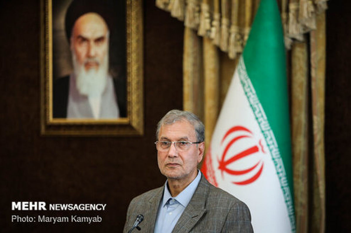 ربیعی: مشارکت «نصف به اضافه یک» در مبارزه با کرونا جواب نمی‌دهد