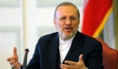 منوچهر متکی: از عربستان و امارات ناراحت هستیم