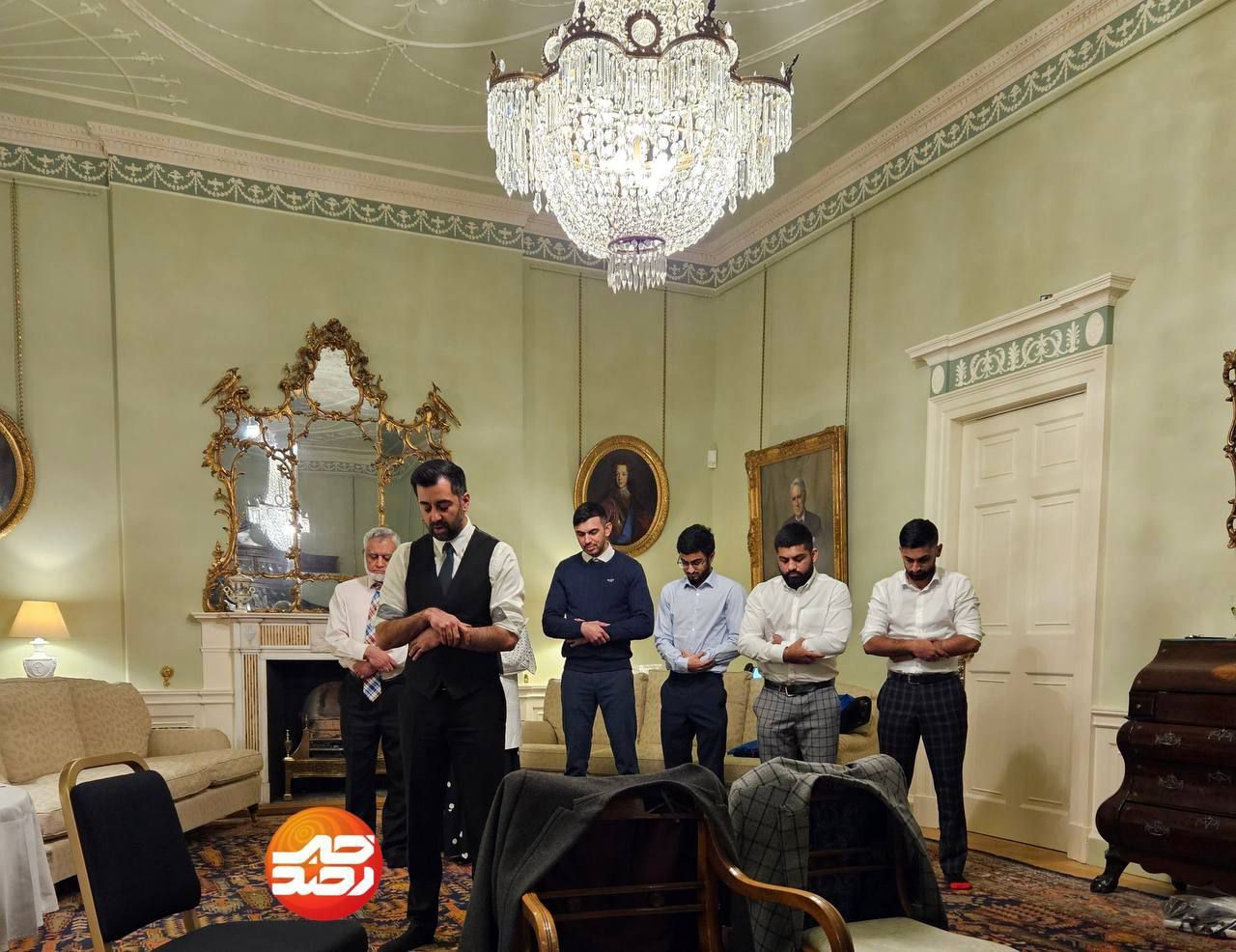 عکس: نماز جماعت نخست وزیر جدید در کاخ بوت اسکاتلند 