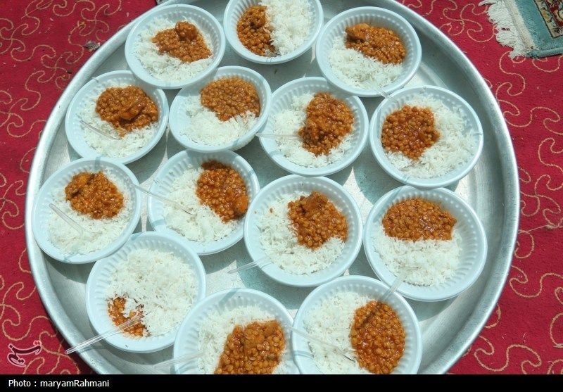 تصاویر: خدمت رسانی در قلب مسیر پیاده روی به مشهد الرضا(ع)