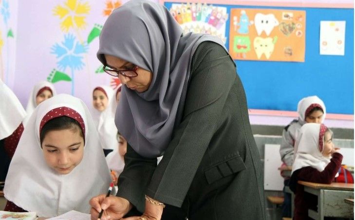 افزایش ۴.۳ میلیونی حقوق معلمان از مهرماه ۱۴۰۴ + جدول