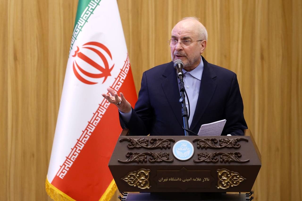 قالیباف: بنگاههای بزرگ اقتصادی را خصوصیسازی و به مردم هم ندادیم