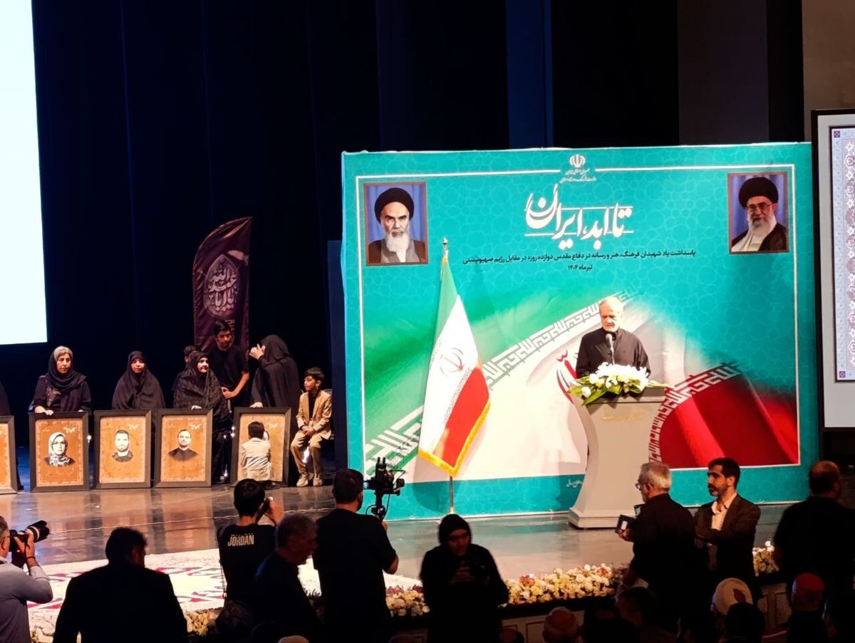 رئیس جمهور: دشمن میگوید ایران می خواهد بمب اتم بسازد و بیمارستان را هدف قرار میدهد!