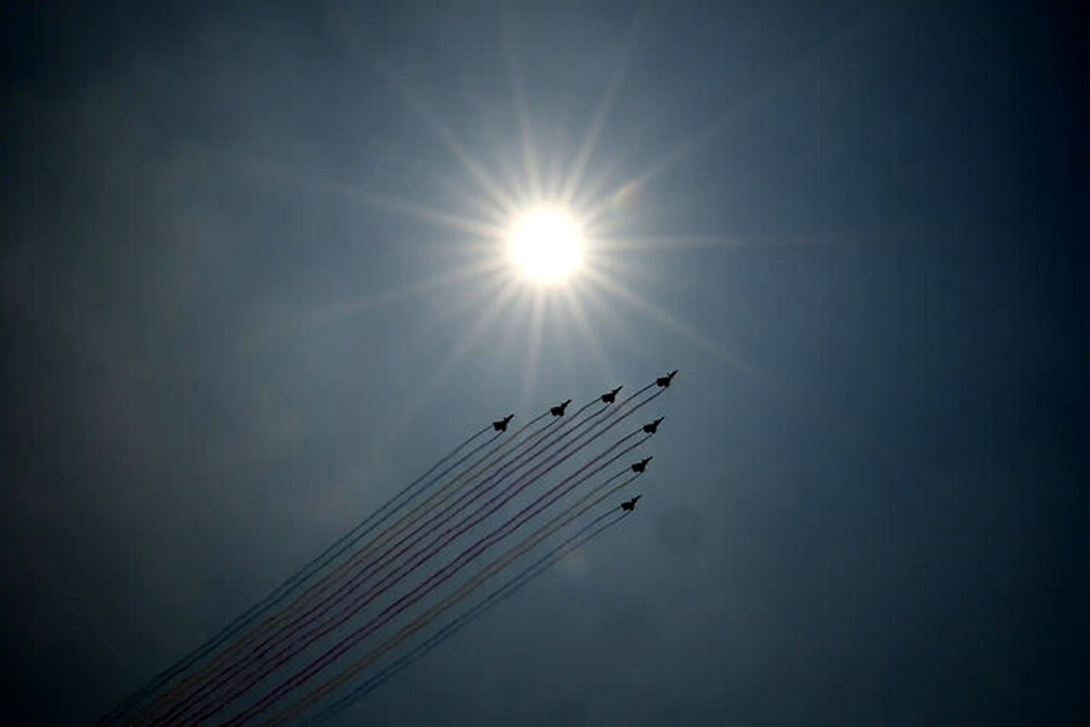 پیام‌های حضور پزشکیان در مراسم رژه ارتش چین