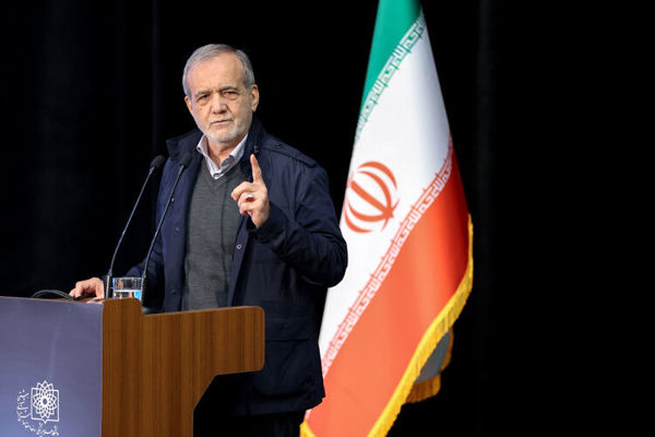 پزشکیان: مردم رفتار من را می‌بینند، سخنرانی‌های من را گوش نمی‌دهند