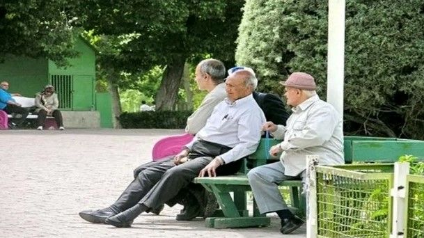قطع یارانه نقدی بازنشستگان | چرا دهک‌بندی مرداد ۱۴۰۴ تغییر کرد؟ + روش استعلام