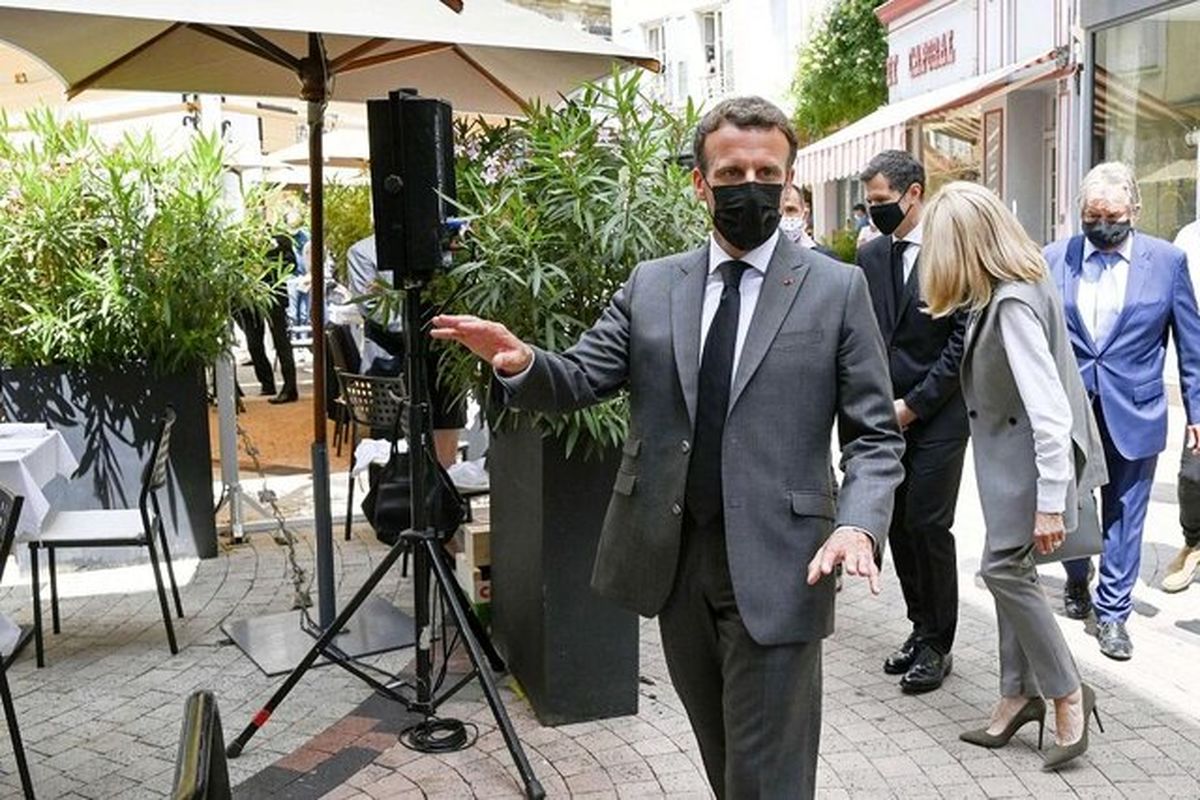 ماکرون پس از سیلی خوردن: زمانی برای ترسیدن ندارم