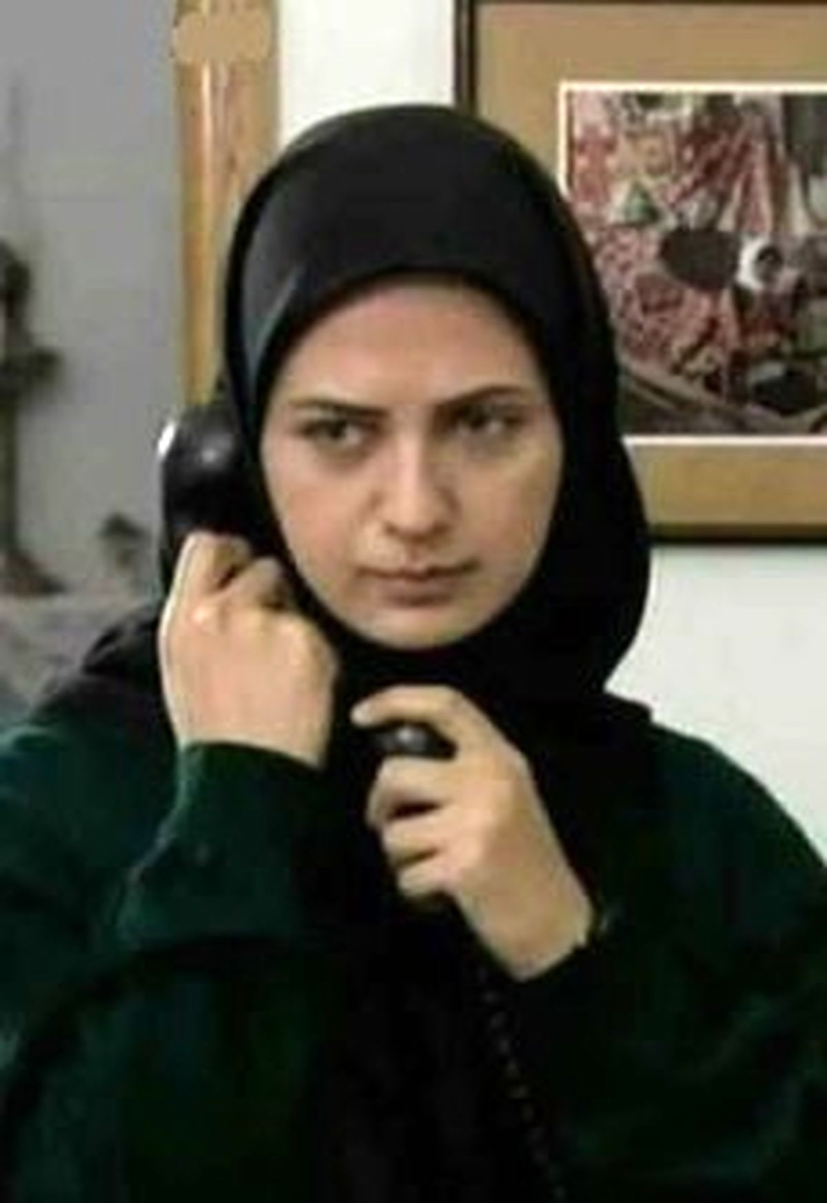 تصویری ناب از واکنش در برابر عشق جوانی و نمایش چهره رحمانی سنت