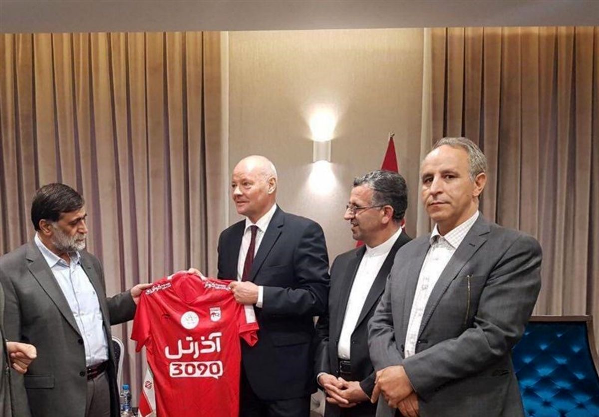 دیدار مدیرعامل باشگاه تراکتورسازی با سفیر آلمان +عکس