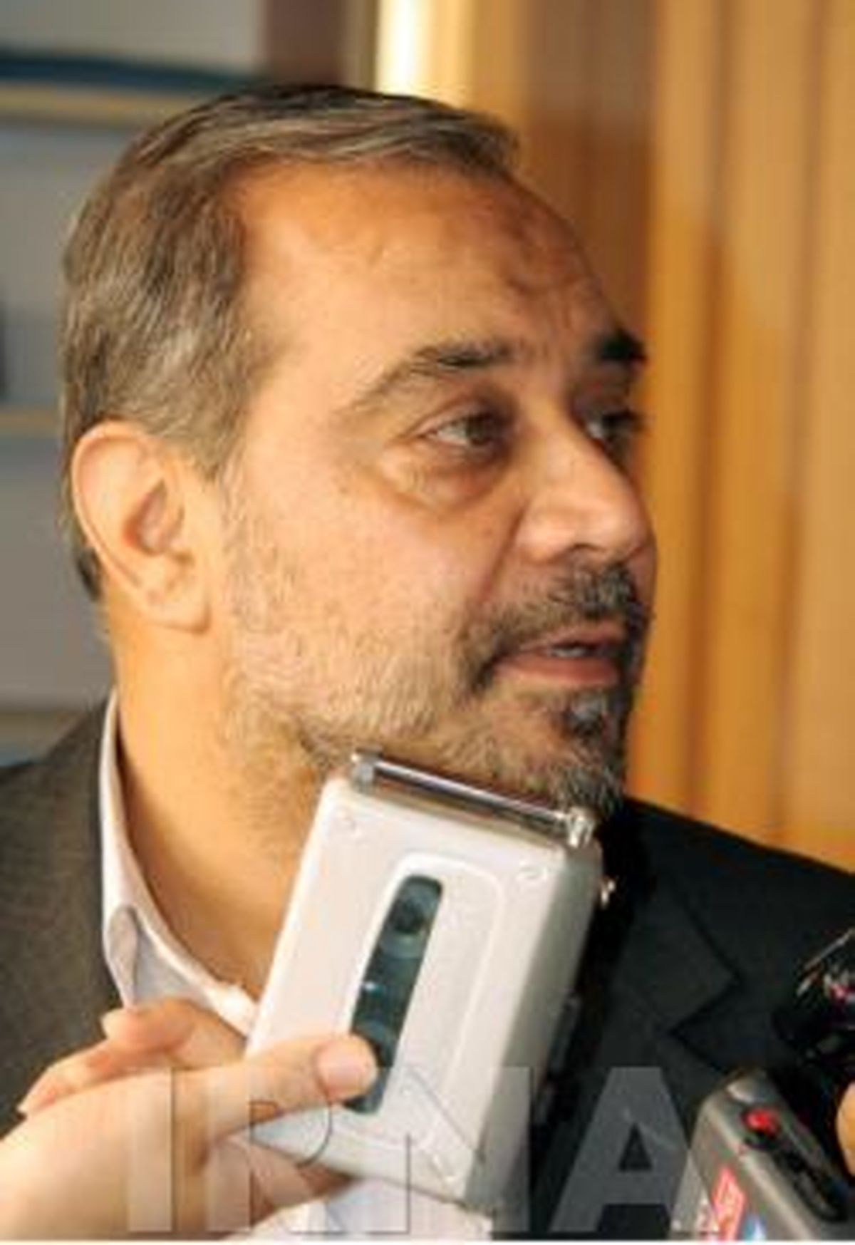 ذوالقدر: دليل استعفايم، اختلاف نبود