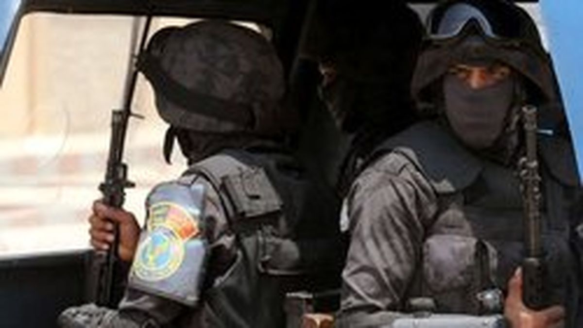 تیراندازی یک سرباز مصری به خودروی فرمانده اسرائیلی