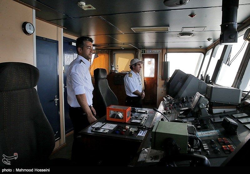 "کشتی نجات" در مسیر یمن/ تصاویر