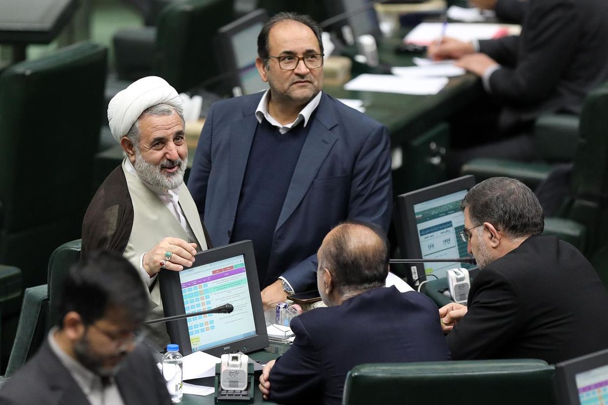  بررسی لایحه نحوه برگزاری تجمعات و راهپیمایی‌ها در دستورکار نمایندگان