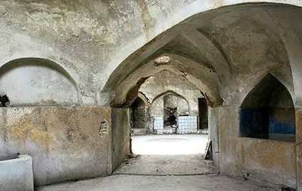 رازگرم‎شدن‎حمام‏‎شیخ‌بهایی‎تنهابایک‎شمع