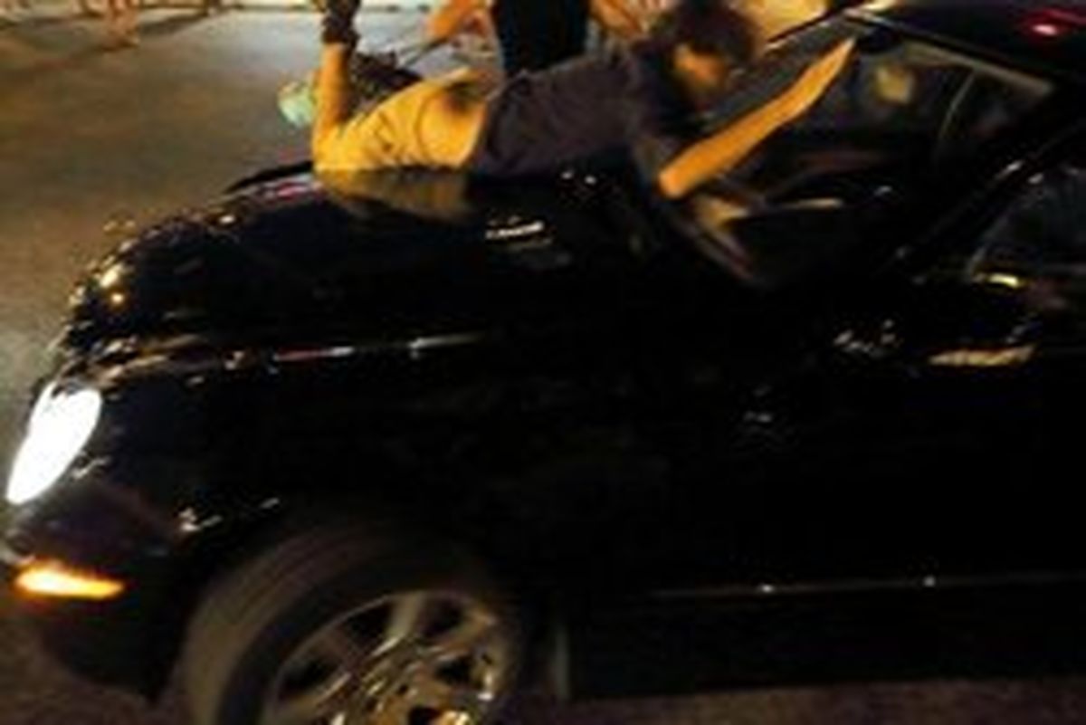 حمله یک خودرو به عابرین در «ولز»