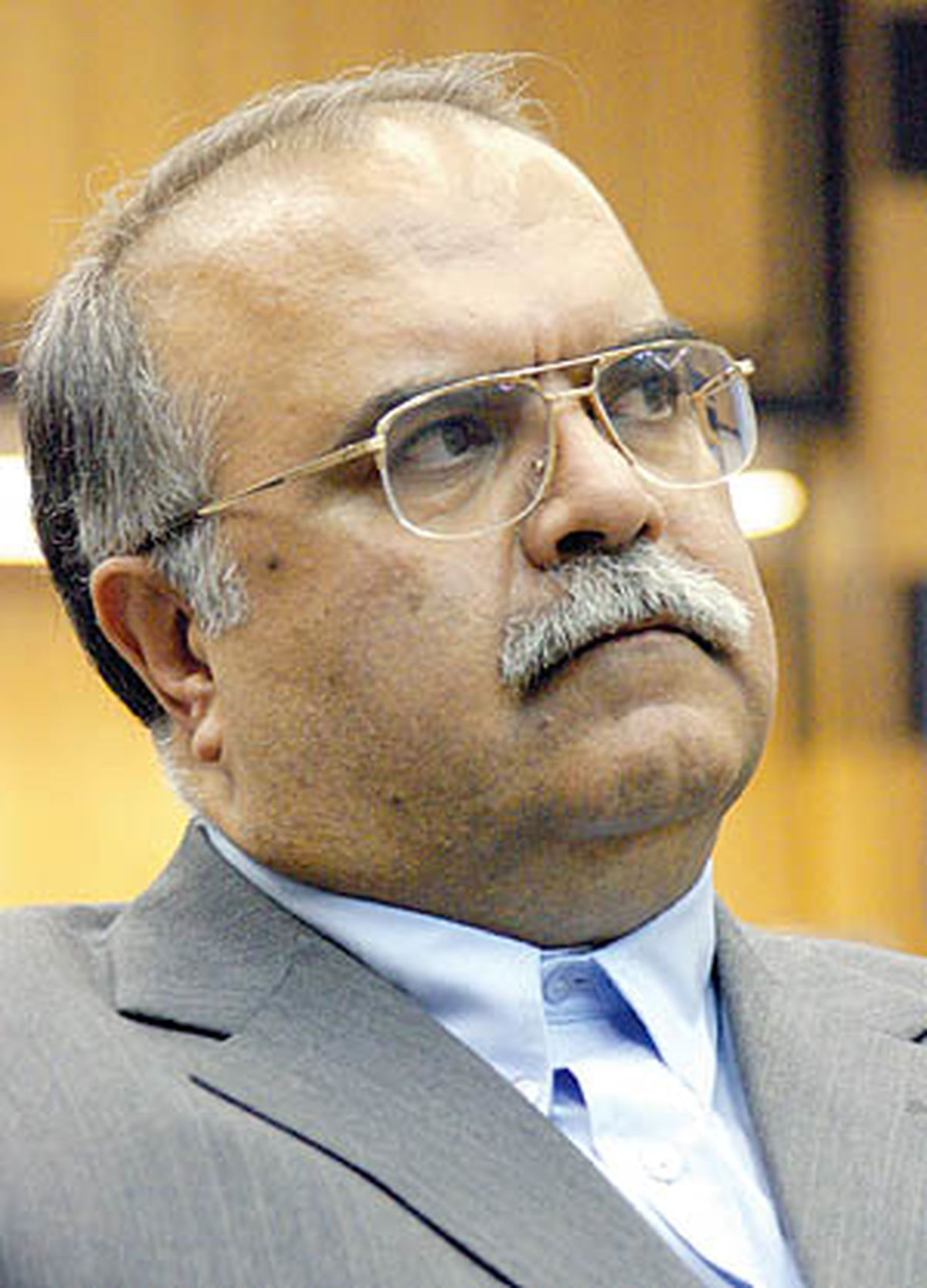 مدیریت غلط منجر به خودباوری نمی شود/ اعتماد به نفس ملی نتیجه بها دادن به توانمندی داخلی است