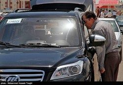 واکنش بازار خودرو به نوسانات نرخ ارز +جدول