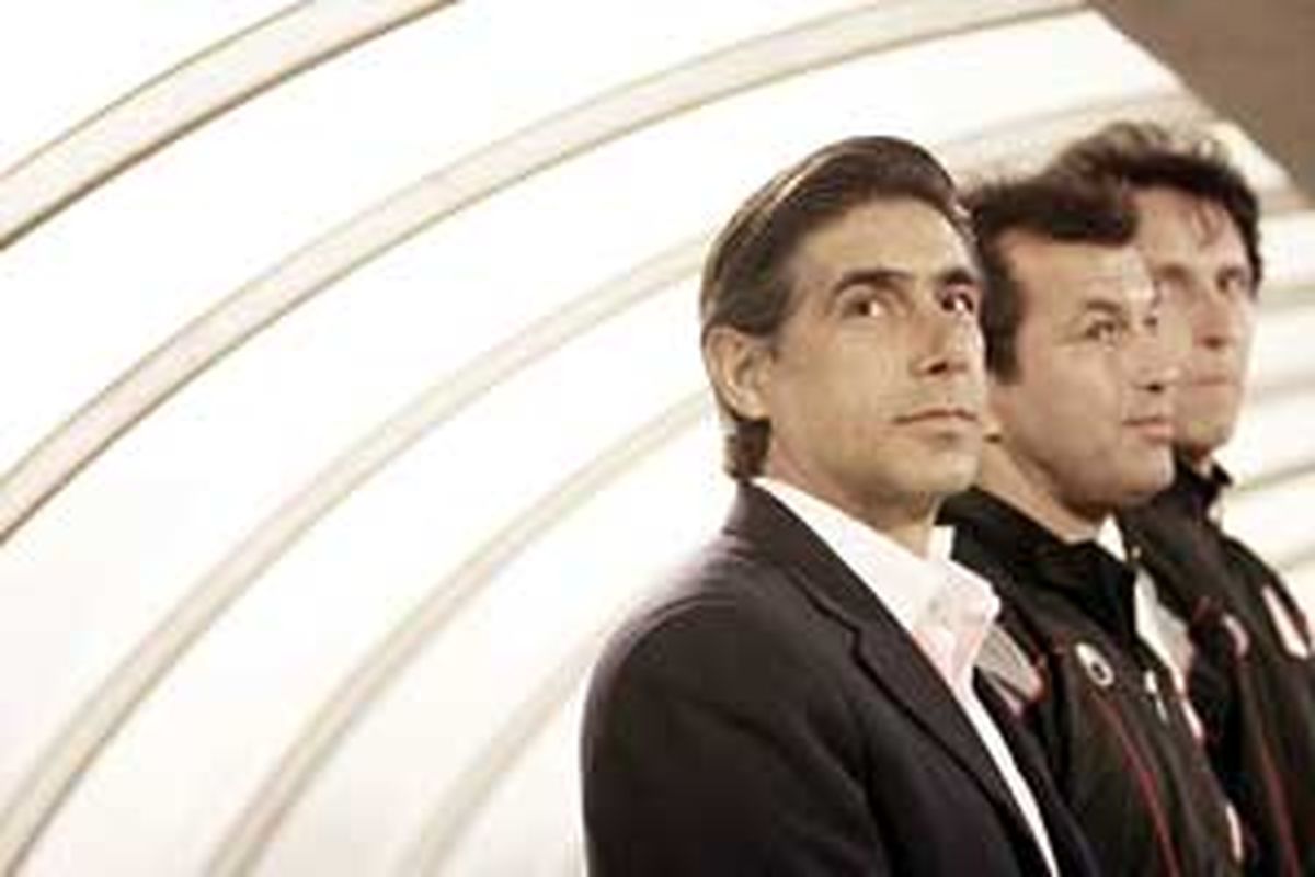 قصد استعفا ندارم