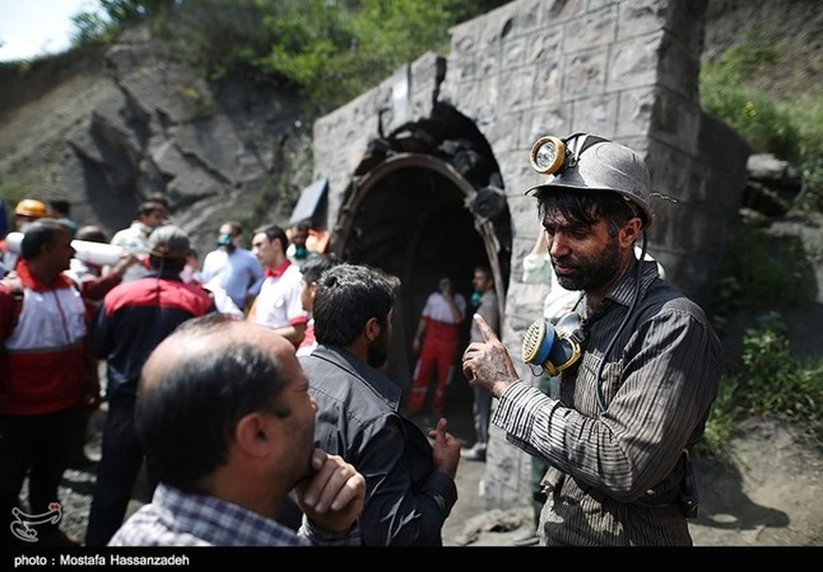 تصاویر جدید از انفجار در معدن آزادشهر