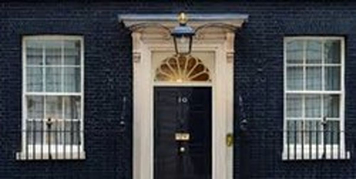 واکنش انگلیس به تصمیم آمریکا برای بازگردانی تحریمهای ایران