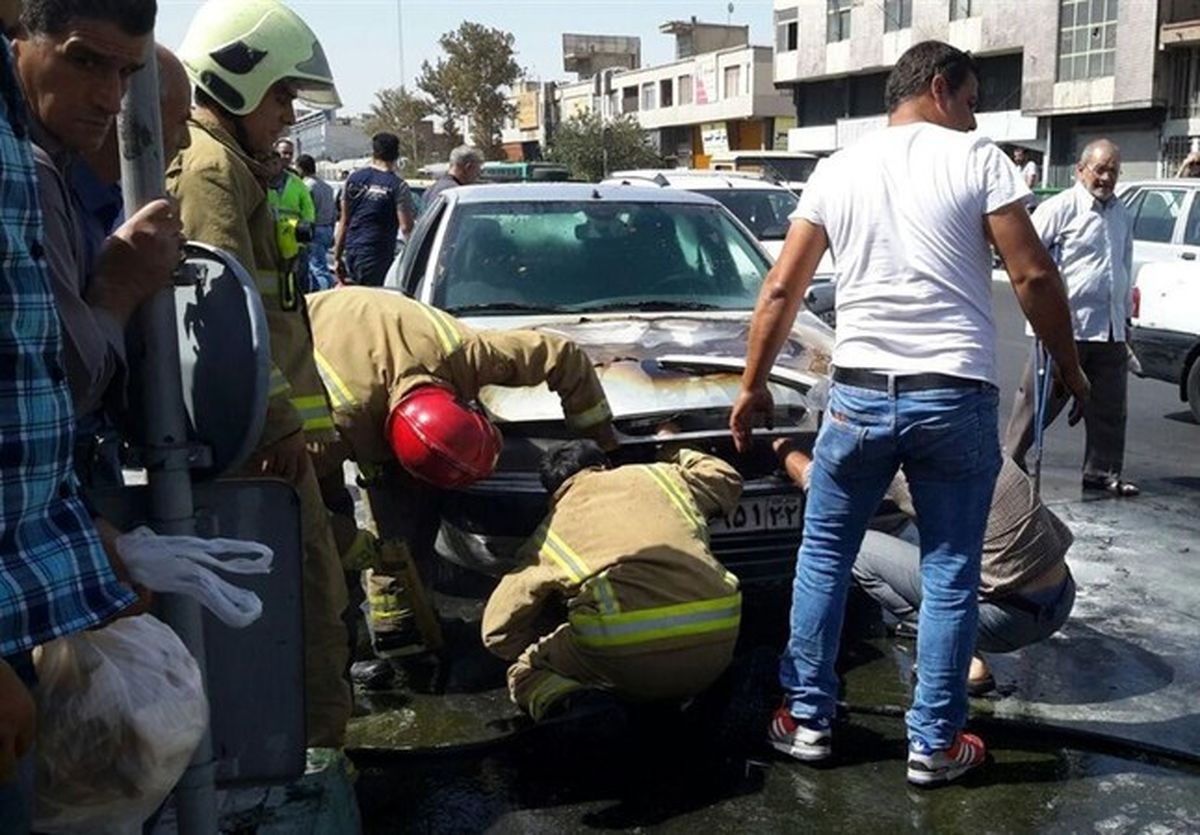 حریق ناگهانی زانتیا در سه راه آذری +تصاویر