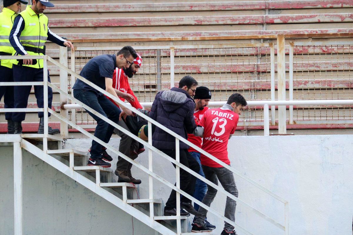 این هوادار تراکتور دچار حمله قلبی شد! +عکس