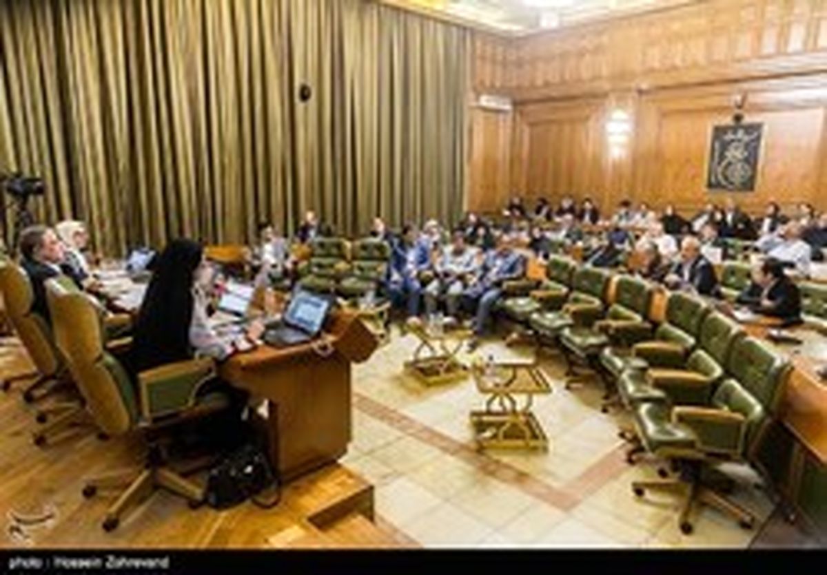 چرا به حق و حقوق کارگران شهرداری توجهی نمی‌شود؟