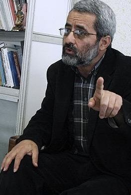 ملت به فرمانبردار احمدی نژاد رای نخواهد داد/ این دولت خرداد سال آینده«تمام» می شود