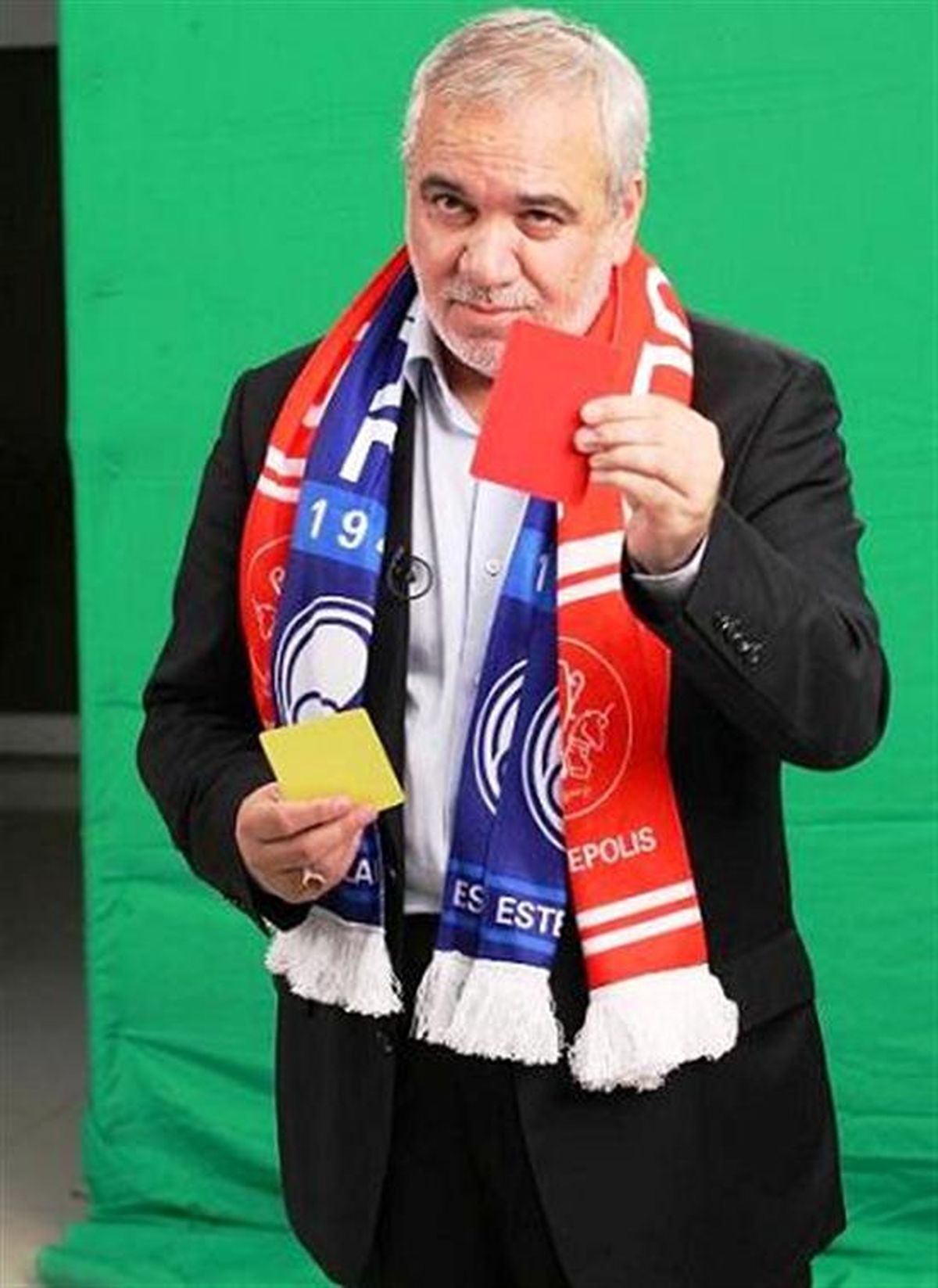 فتح‌الله‌زاده با شال پرسپولیس/عکس