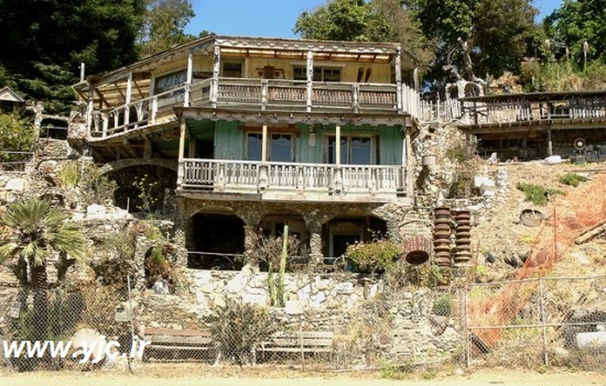 خانه ای از مواد بازیافتی/ عکس