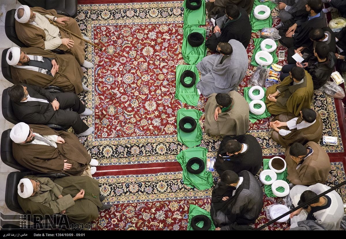 گزارش تصویری ۹ دی‌ماه: از عمامه گذاری طلبه‌های شیرازی تا حادثه در مسابقات رالی اراک