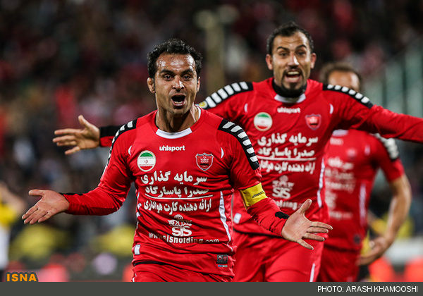 دیدار تیم های فوتبال پرسپولیس و سپاهان