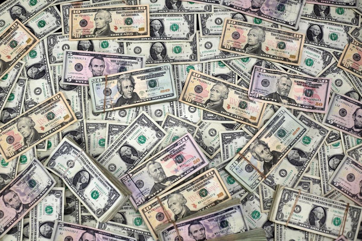 ۷ راه ساده برای تشخیص دلار تقلبی از اصل