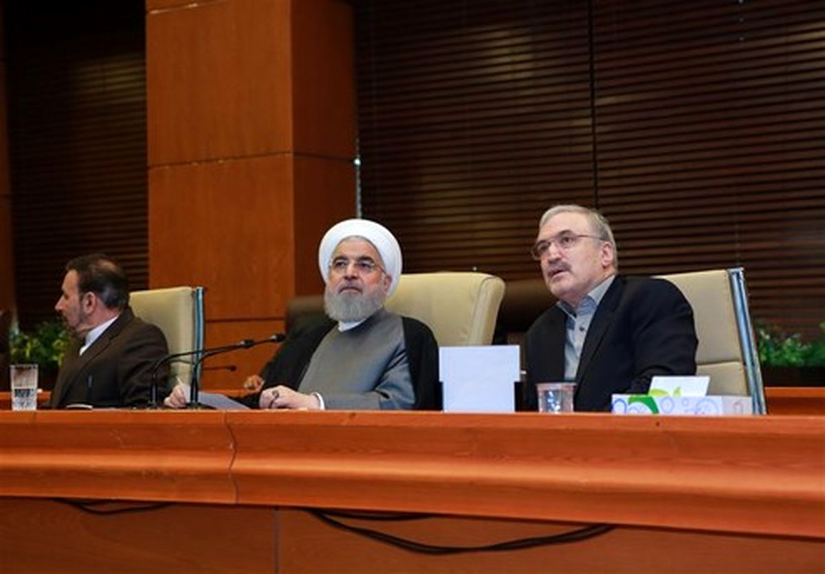 وزیر بهداشت: در بدبینانهترین حالت ۱۲ تا ۱۳ هزار بستری کرونایی خواهیم داشت