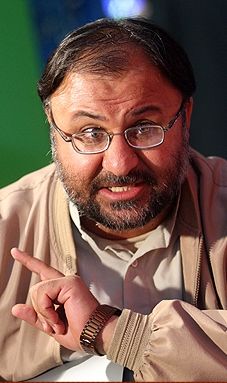 گزینه احمدی‌نژاد ممکن است یک اصلاح‌طلب افراطی باشد/ رییس جمهور می‌خواهد در قدرت بماند