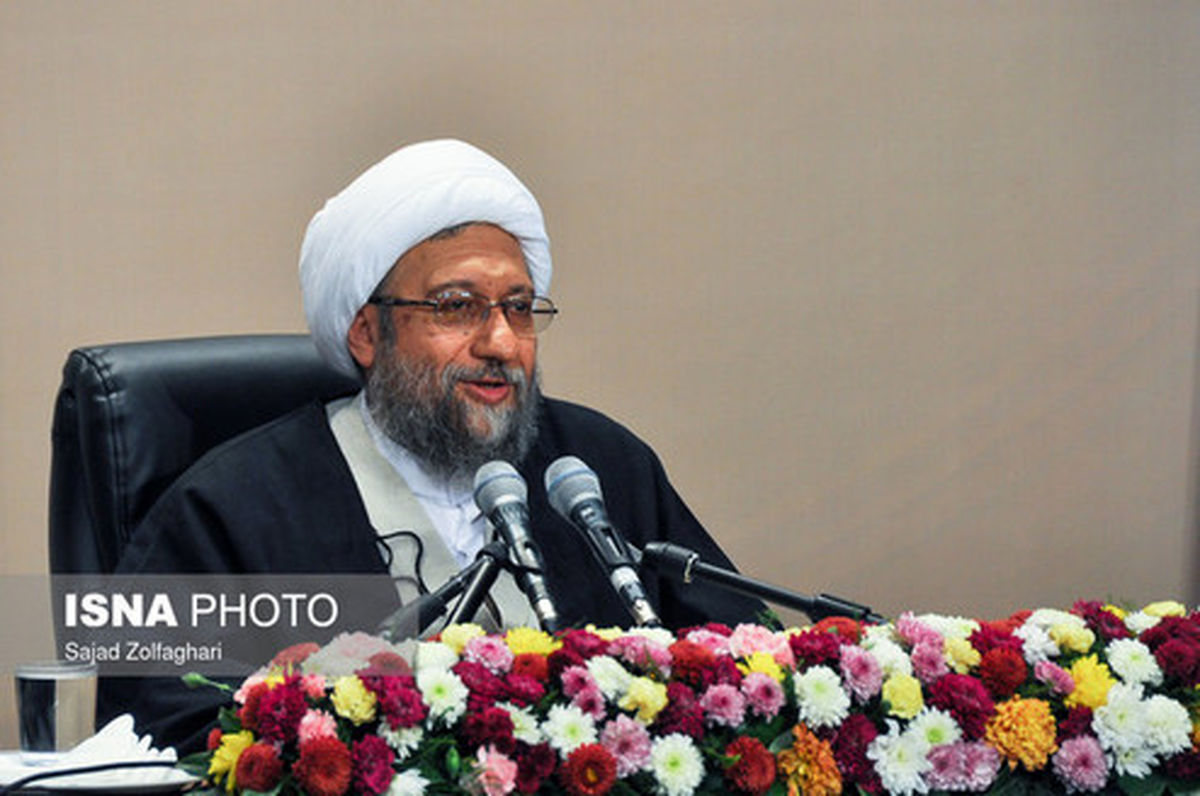 آیت الله آملی لاریجانی: این معامله ننگین قرن هم پا نخواهد گرفت