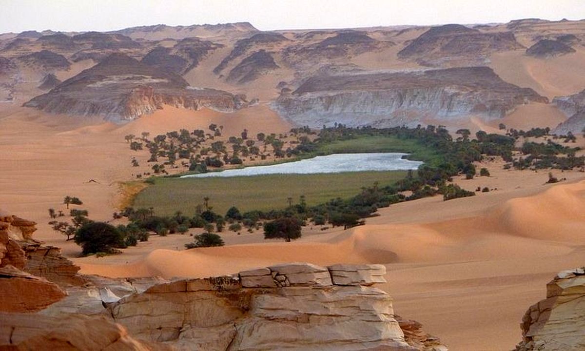 دریاچه ای در قلب بیابان / عکس
