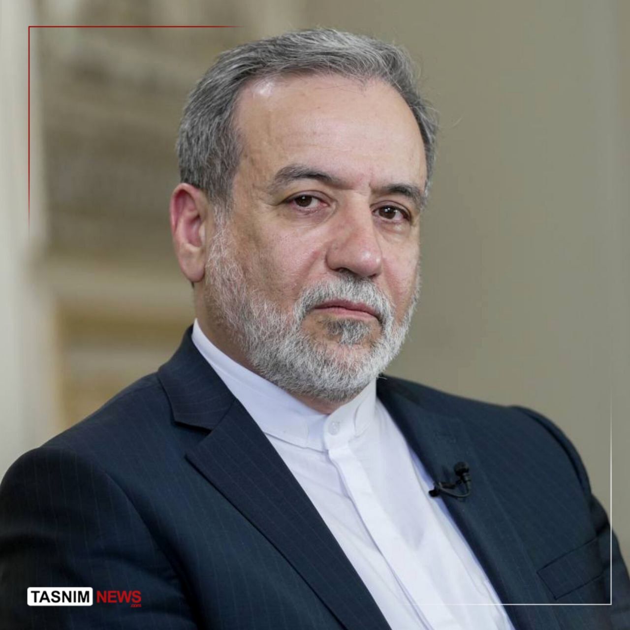 توئیت عراقچی: به نفع خودتان است که مسیرتان را تغییر دهید