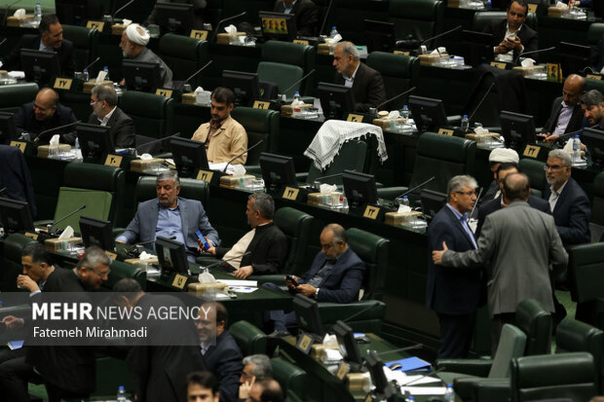 موافقت مجلس با تفحص از عملکرد منطقه آزاداروند 