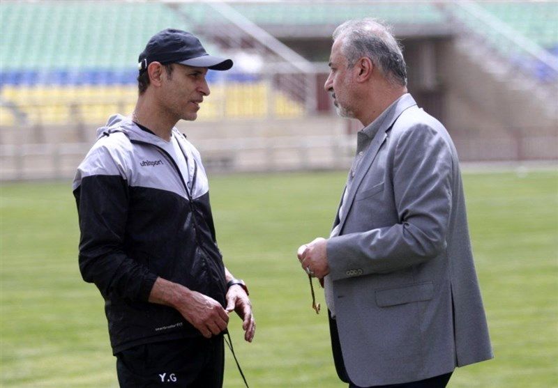 حضور درویش در تمرین و جلسه با گل‌محمدی و بازیکنان پرسپولیس