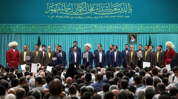 مراسم میلاد پیامبر(ص) و امام صادق(ع) در حسینیه امام (ره)