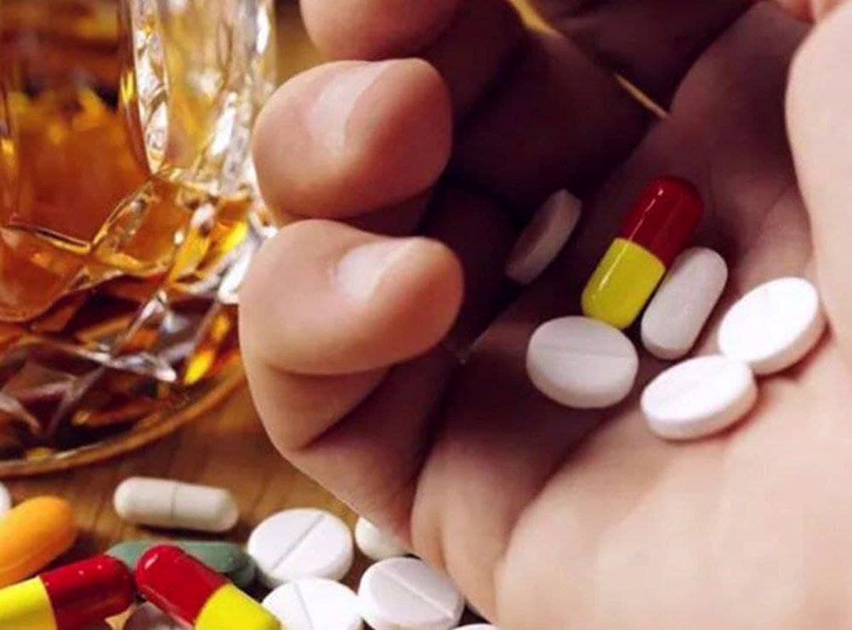 انهدام باند فروش قرص‌های لاغری در فضای مجازی