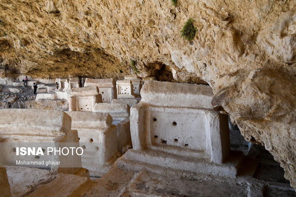 تصاویر: قبرستان هفتاد ملا